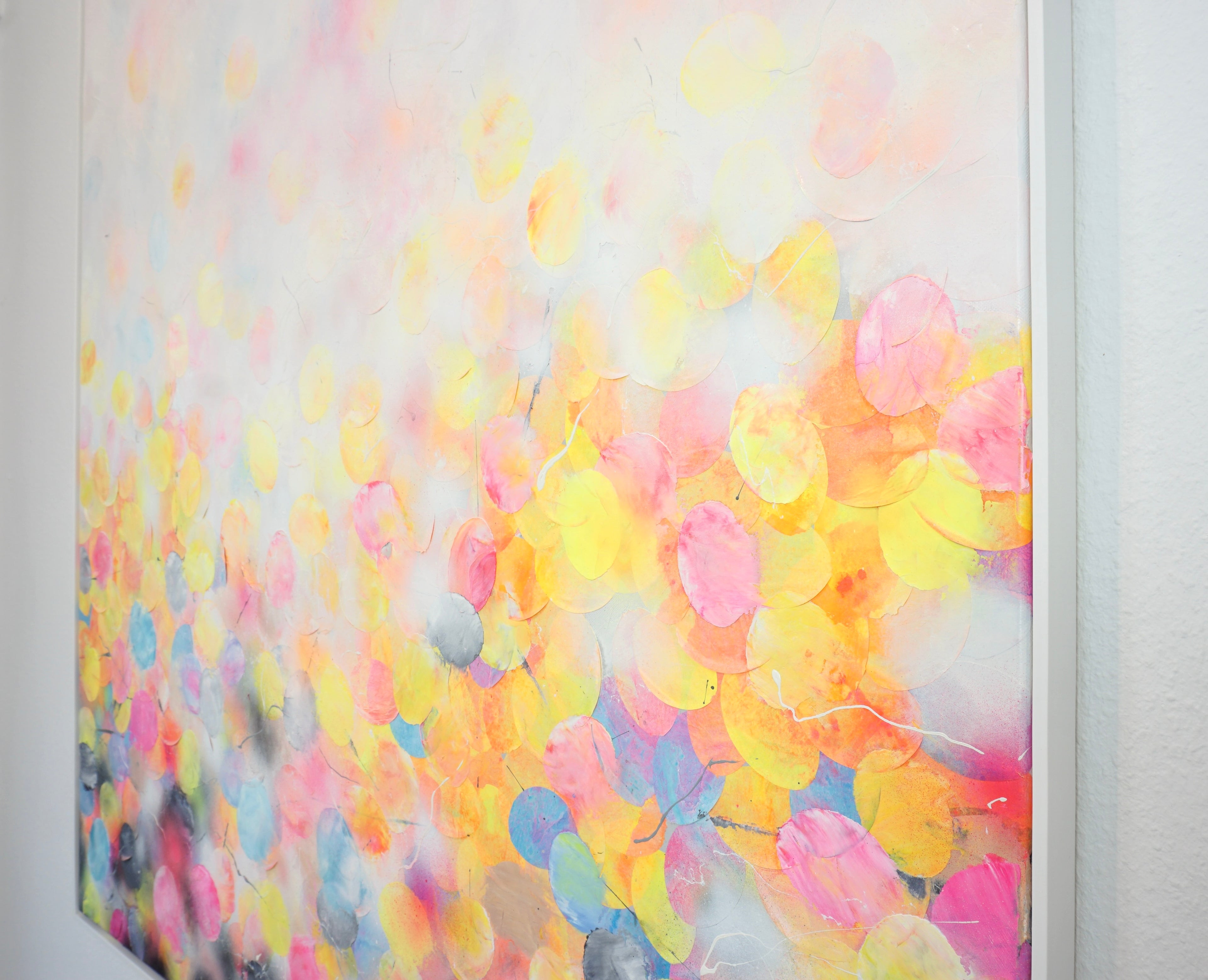 Öl und Acryl auf Reispapier mit pink-gelber Farbpalette.jpg